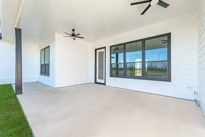 519 Chuckwagon Trail, Angleton, TX 77515 - Photo 28