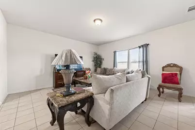 9811 Montana Sapphire Lane, Rosharon, TX 77583 - Photo 4