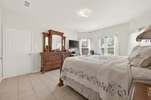9811 Montana Sapphire Ln, Rosharon, TX 77583 - Photo 10