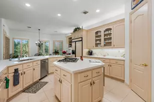 10265 Paradise Valley, Conroe, TX 77304 - Photo 12