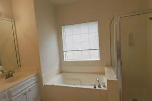 7920 Buttercup Dr, Beaumont, TX 77713 - Photo 14