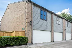 9800 Pagewood Ln, Houston, TX 77042 - Photo 38