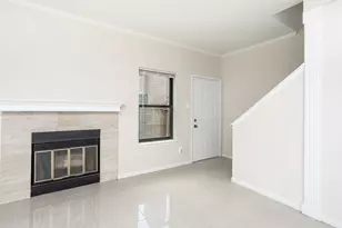 9800 Pagewood Ln, Houston, TX 77042 - Photo 6