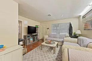 8506 Montridge Dr, Houston, TX 77055 - Photo 12