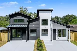 5029 Van Fleet St, Houston, TX 77033 - Photo 2