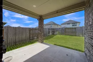 9522 Sugar Berry Dr, Conroe, TX 77385 - Photo 30