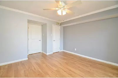 4633 Wild Indigo Street #552, Houston, TX 77027 - Photo 12