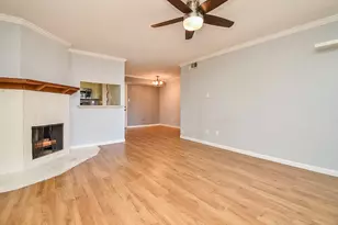 4633 Wild Indigo St, Houston, TX 77027 - Photo 2
