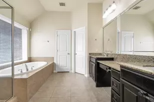 5903 Falling Briar Lane, Sugar Land, TX 77479 - Photo 14