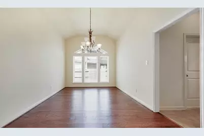 5903 Falling Briar Lane, Sugar Land, TX 77479 - Photo 6
