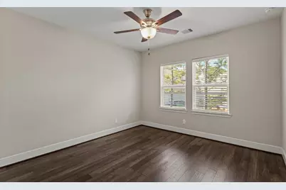 919 Dunleigh Meadows Lane, Houston, TX 77055 - Photo 26