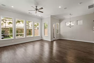 919 Dunleigh Meadows Lane, Houston, TX 77055 - Photo 10
