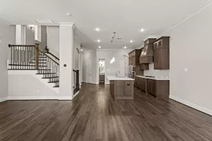 919 Dunleigh Meadows Ln, Houston, TX 77055 - Photo 16