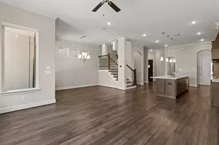 919 Dunleigh Meadows Ln, Houston, TX 77055 - Photo 12