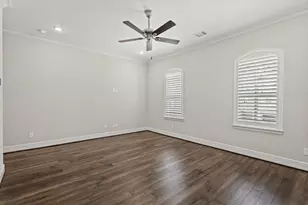 919 Dunleigh Meadows Ln, Houston, TX 77055 - Photo 18
