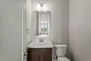 919 Dunleigh Meadows Ln, Houston, TX 77055 - Photo 6