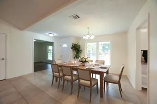 11819 McLain Blvd, Houston, TX 77071 - Photo 6