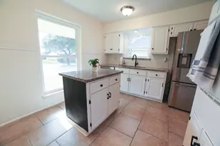 11819 McLain Blvd, Houston, TX 77071 - Photo 10
