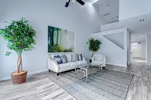 395 Rancho Bauer Dr, Houston, TX 77079 - Photo 16