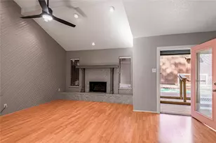 514 Hickory St, Huntsville, TX 77320 - Photo 6