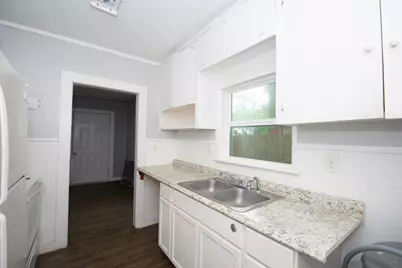 713 W Willis Street, Alvin, TX 77511 - Photo 16