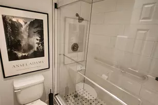 1880 White Oak Dr, Houston, TX 77009 - Photo 18