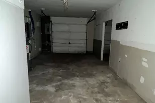 109 Buffalo Trail, Lake Jackson, TX 77566 - Photo 12