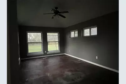 109 Buffalo Trail, Lake Jackson, TX 77566 - Photo 8