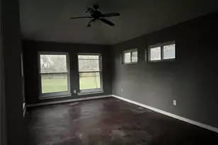 109 Buffalo Trail, Lake Jackson, TX 77566 - Photo 8