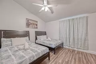 11618 Corona Ln, Houston, TX 77072 - Photo 18