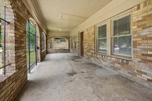 1409 Pearson St, Houston, TX 77023 - Photo 2