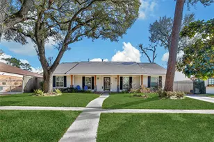 955 Thornton Rd, Houston, TX 77018 - Photo 1