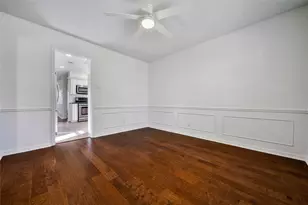 955 Thornton Rd, Houston, TX 77018 - Photo 6