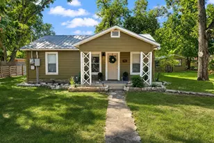 508 N Edison St, Fredericksburg, TX 78624 - Photo 1