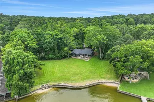220 Harbor Run Dr, Coldspring, TX 77331 - Photo 2