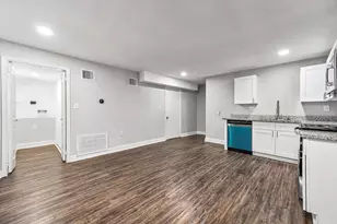 611 N Pruett St, Baytown, TX 77520 - Photo 2
