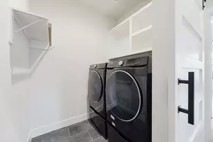 1012 W 23rd St, Houston, TX 77008 - Photo 26