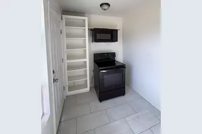 1207 W 9th Street, Freeport, TX 77541 - Photo 22