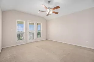 4207 Reeves Dr, Galveston, TX 77554 - Photo 12