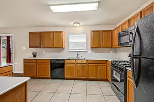 7507 Cypress Edge Dr, Cypress, TX 77433 - Photo 8