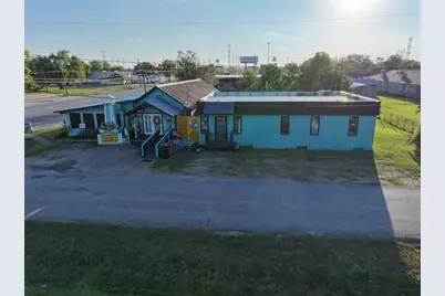 1032 Grand Avenue, Bacliff, TX 77518 - Photo 6