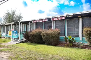 1032 Grand Ave, Bacliff, TX 77518 - Photo 4