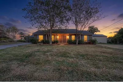 528 Indian Hill Boulevard, Livingston, TX 77351 - Photo 1