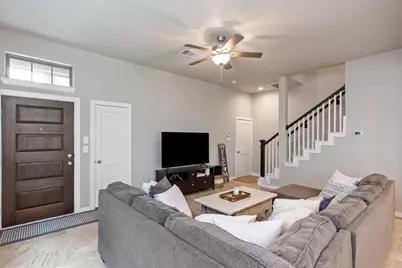 1531 Rustling Creek Drive, Missouri City, TX 77459 - Photo 6