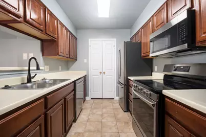 10912 Gulf Freeway #36, Houston, TX 77034 - Photo 6