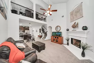 13715 Madera Bend Ln, Rosharon, TX 77583 - Photo 12