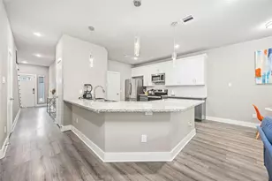 5023 Mallow St, Houston, TX 77033 - Photo 4