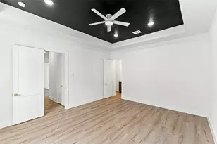 7548 Dyer St, Houston, TX 77088 - Photo 10