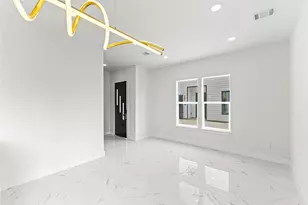 7548 Dyer St, Houston, TX 77088 - Photo 20