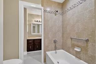 13714 Bonaventure Dr, Houston, TX 77065 - Photo 34